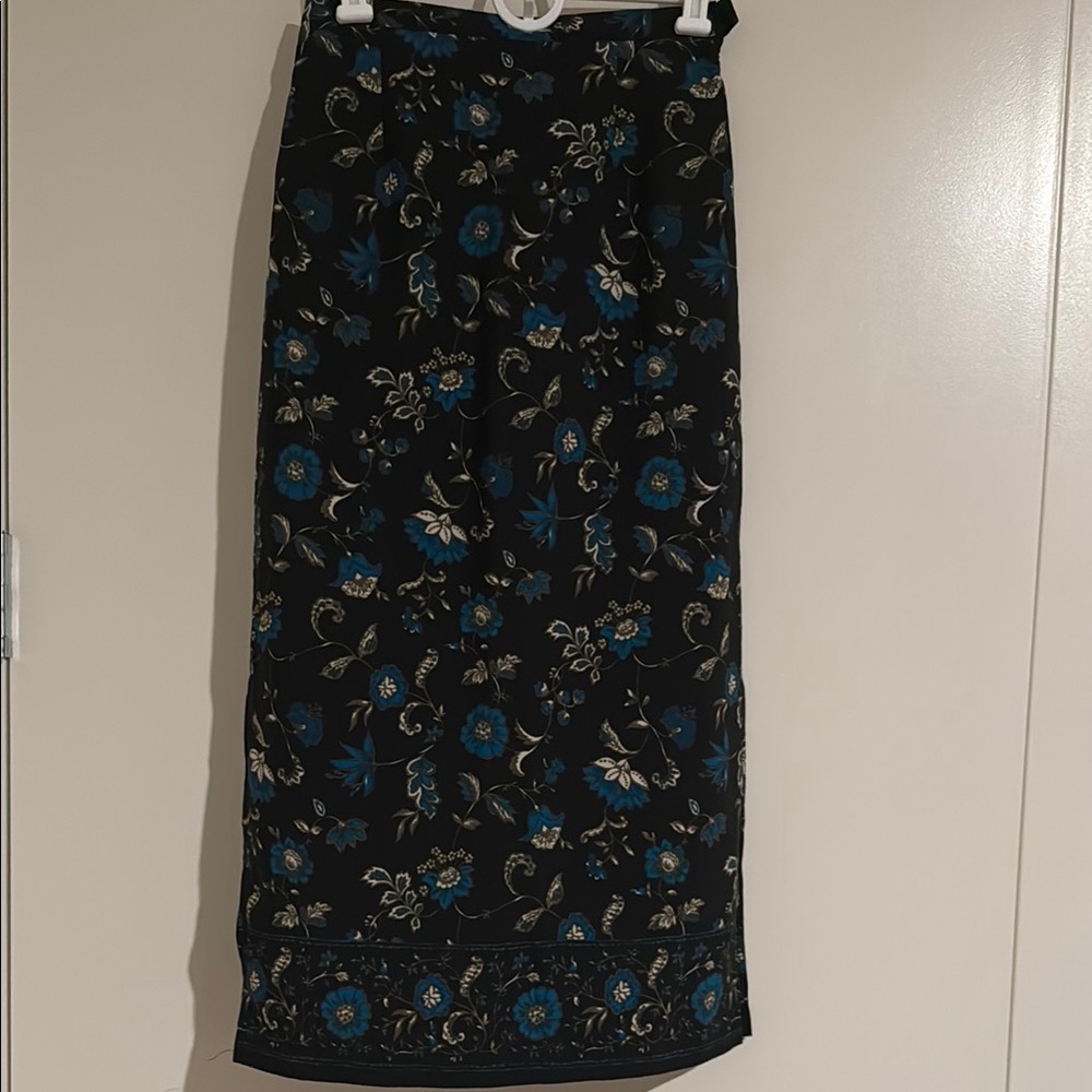 Vintage Floral Black & Blue Women's Skirt